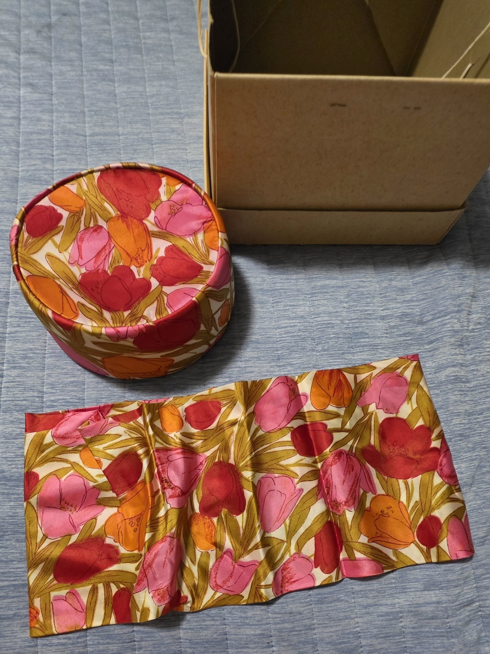 “Vintage Judy Gay Floral Hat with Matching Pleated Scarf/Sash Accessory – 1960s/